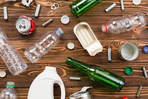 6 Inspirasi Membuat Kerajinan dari Botol Bekas
