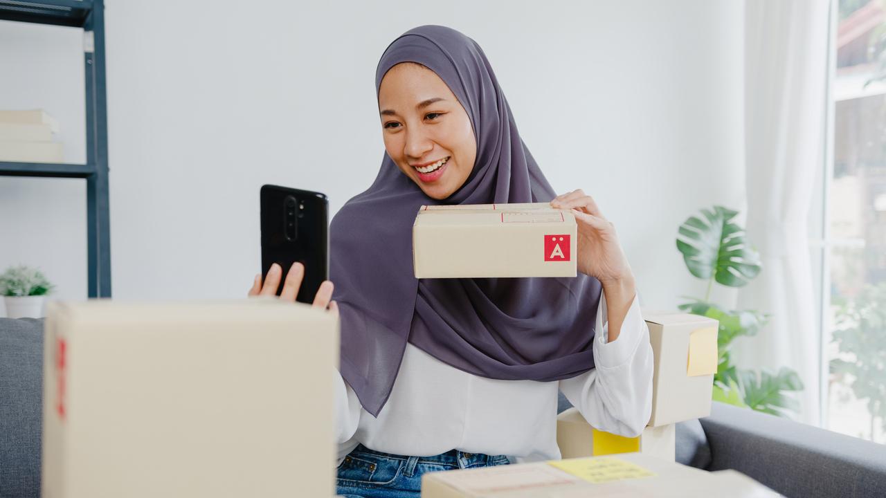 Jasa Logistik Wajib Sertifikasi Halal pada 2024
